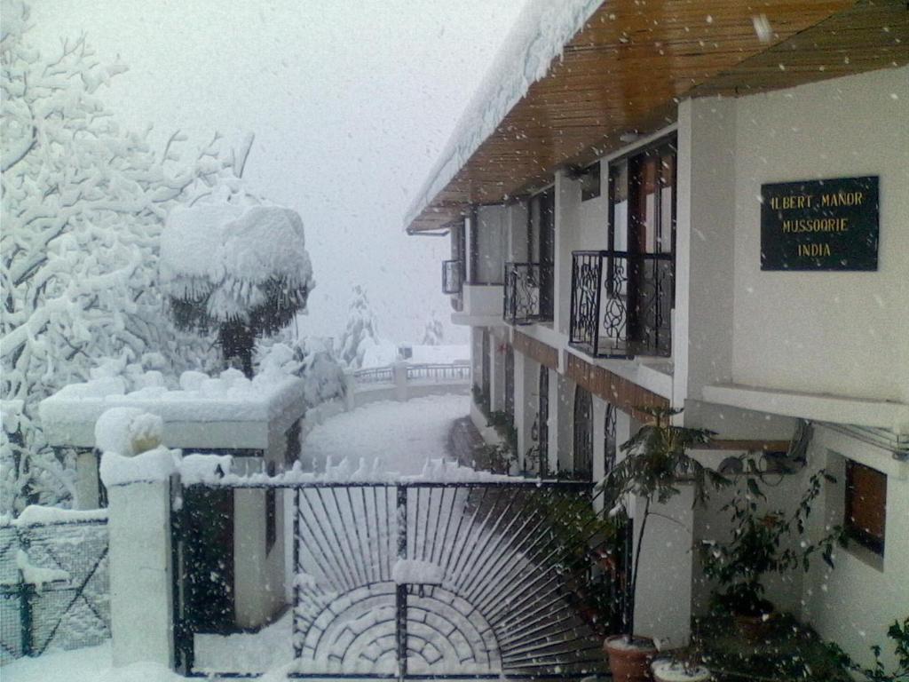Hotel Ilbert Manor Masuri Exterior foto